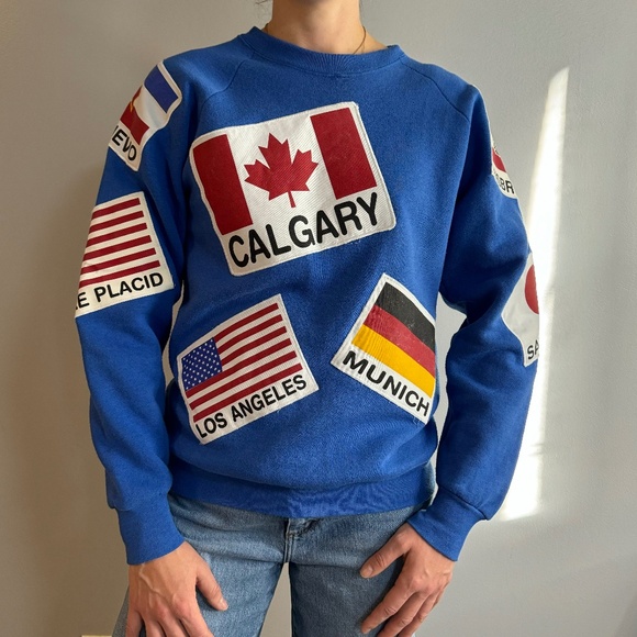 Vintage 1972 to 1988 Olympic Flag Crewneck Sweater - Picture 1 of 10